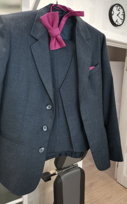 Костюм тройка на подростка