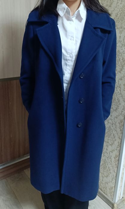 Продам пальто новое