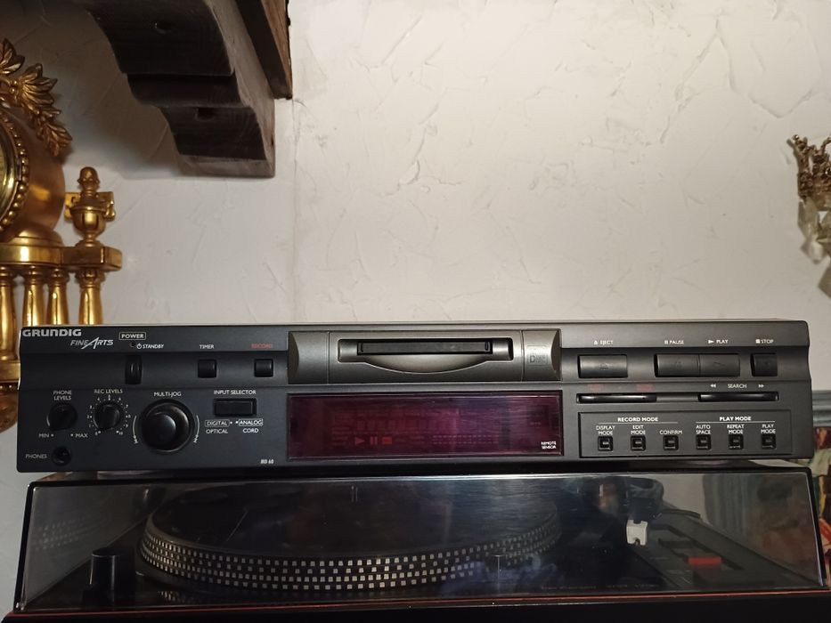 Мини диск Грундиг