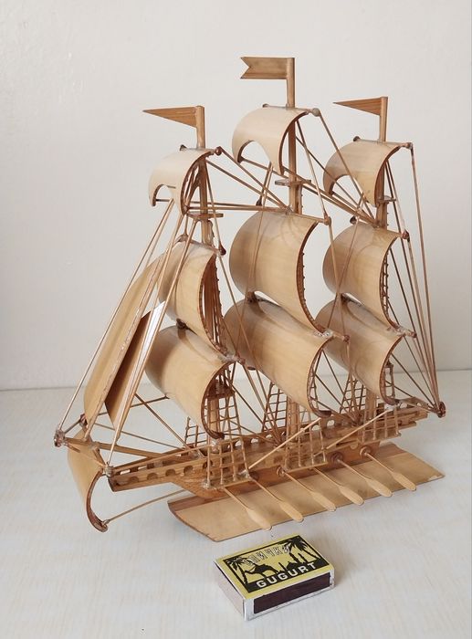 Кораблик из бамбука.