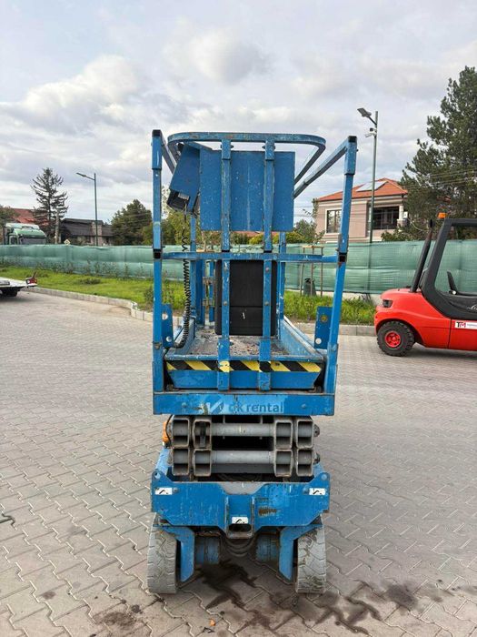 Ножична вишка Genie GS-2032