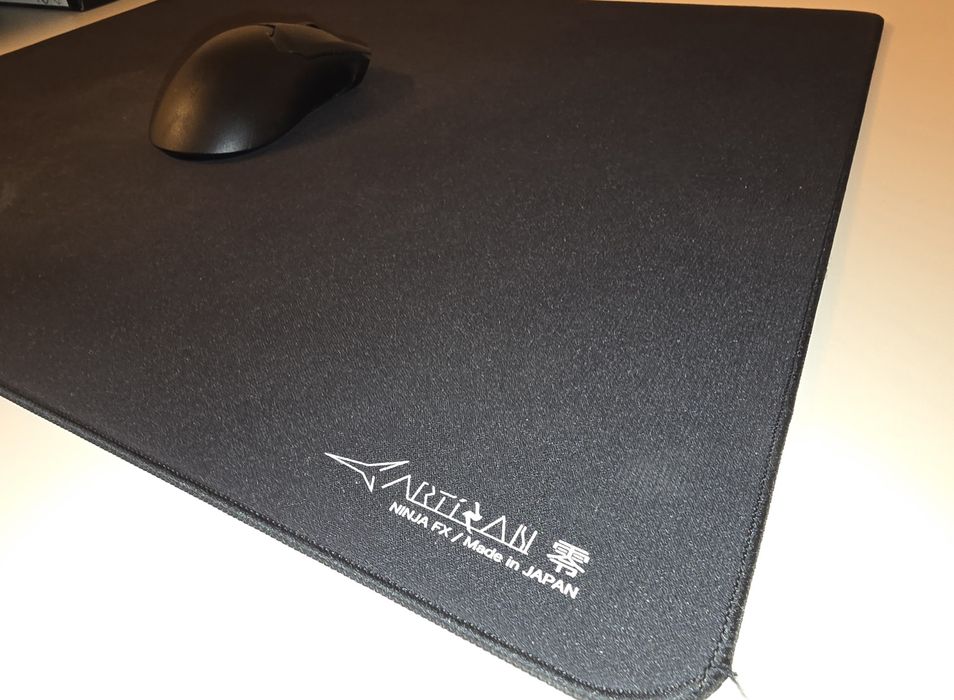 Mousepad gaming Artisan Zero FX Soft XL, culoare neagră, în stare foarte bună