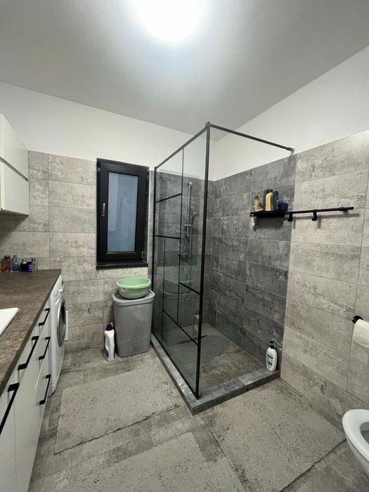 Casa parter de vanzare