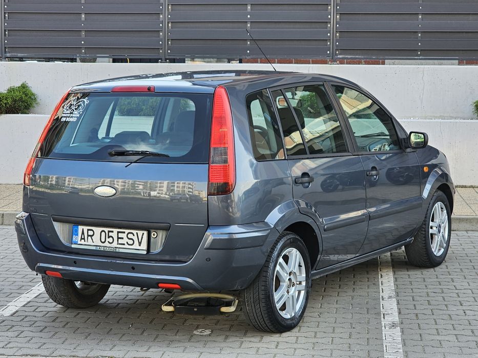 Ford Fusion 1.4 benzina An 2003