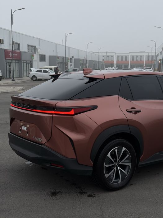 Lexus RZ 450 e full Yapon