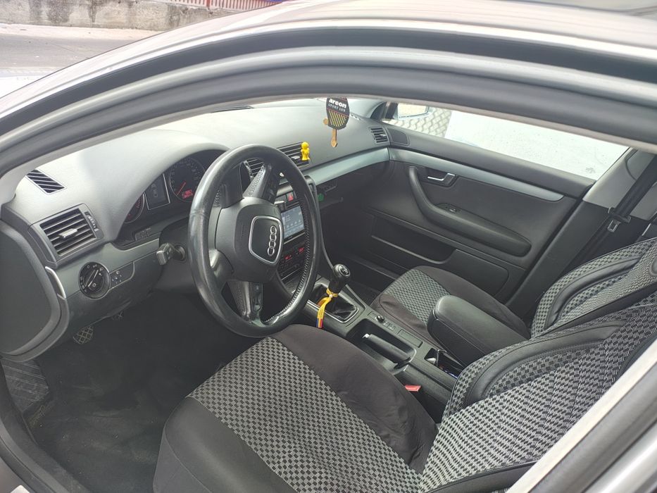 Vând Audi A4 Fabricație 2005