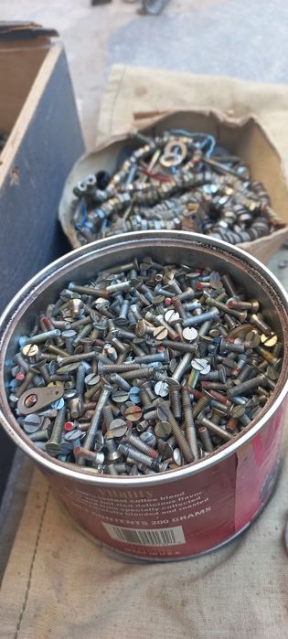 Болты,гайки,шайбы и т.д