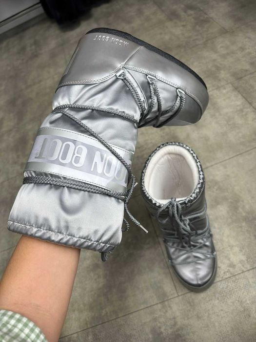 Cizme Moon Boot - Noi - Originale - 100% - factura / bon fiscal