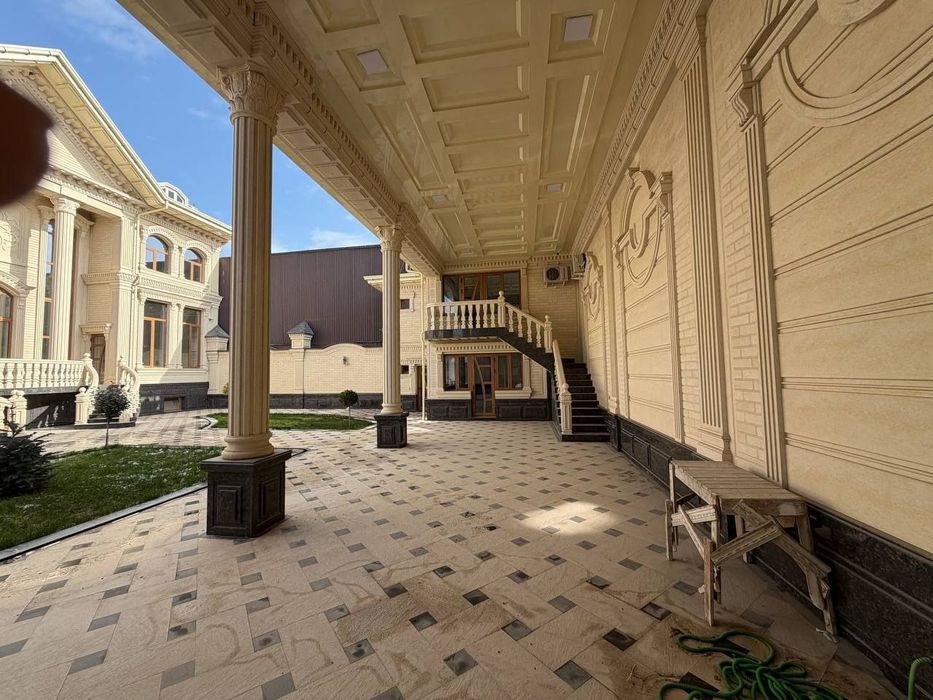 Ховли уй сотилади