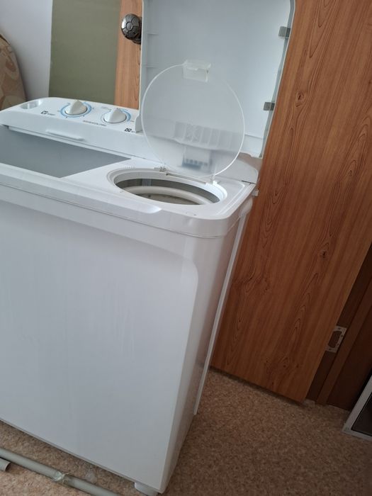 Продам  стиральный полуавтомат.