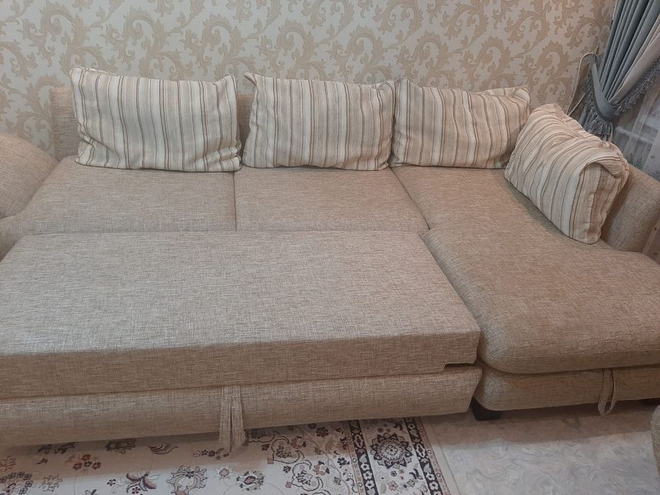 Продам мягкий уголок .