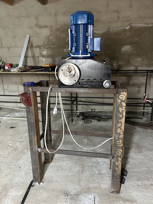 Инструмент для гибки завитков Т001