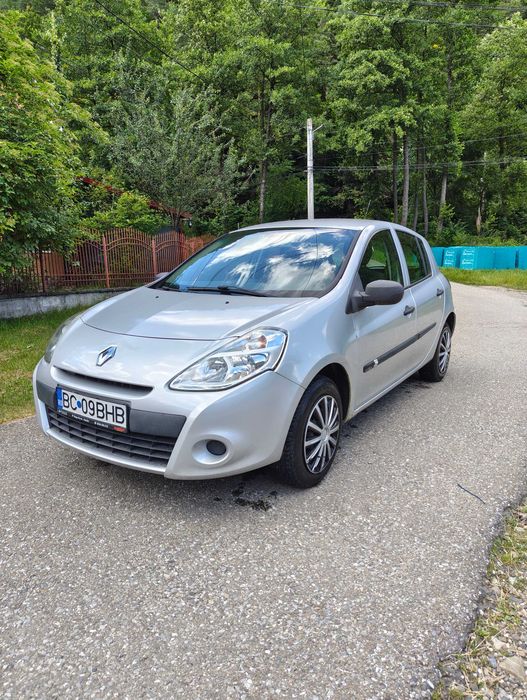 RENAULT Clio 2011
