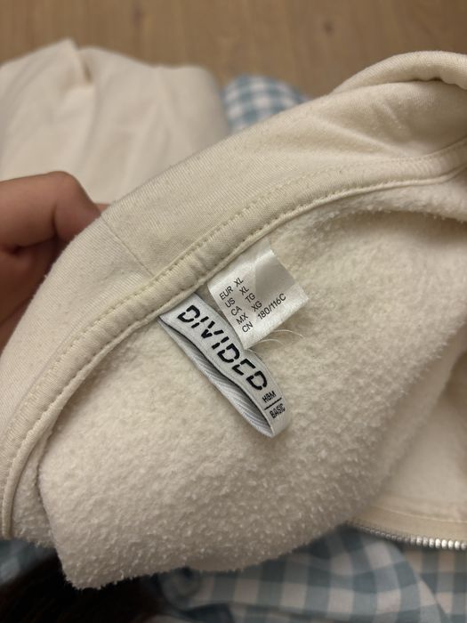 Бело-бежевая кофточка H&M