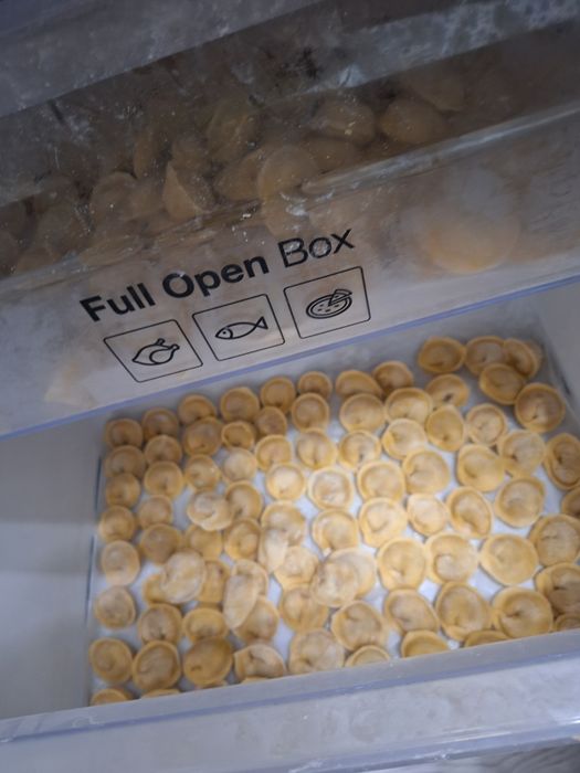 Вареники , пельмени.