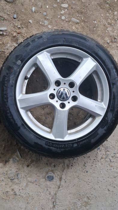 Vând set jante din aliaj Volkswagen R16 cu anvelope All Season