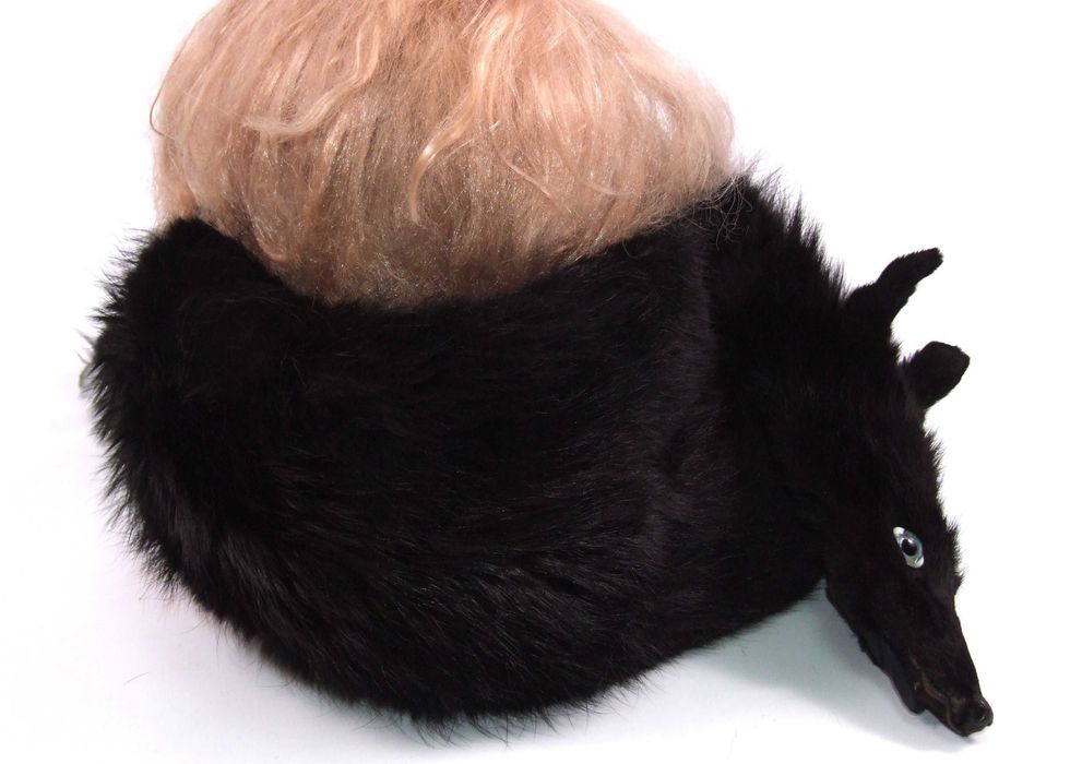 GULER vulpe neagra (cap, coada, labute), blana naturala, Italia, LUX