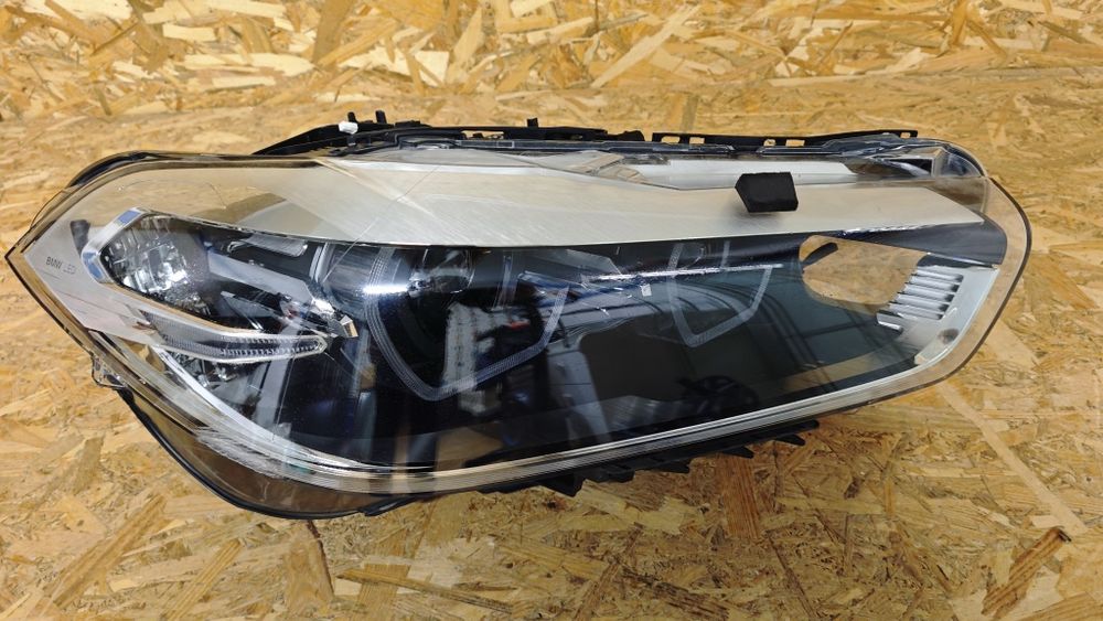 Десен фар от BMW X2 E39 Full LED