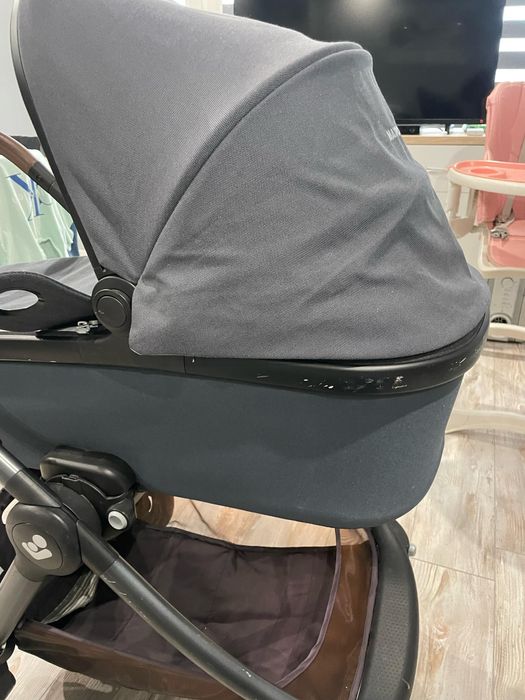 Бебешка количка Maxi Cosi Adora 2