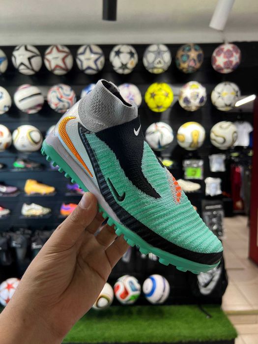 Футбольные сороконожки Nike Phantom GX для подростка