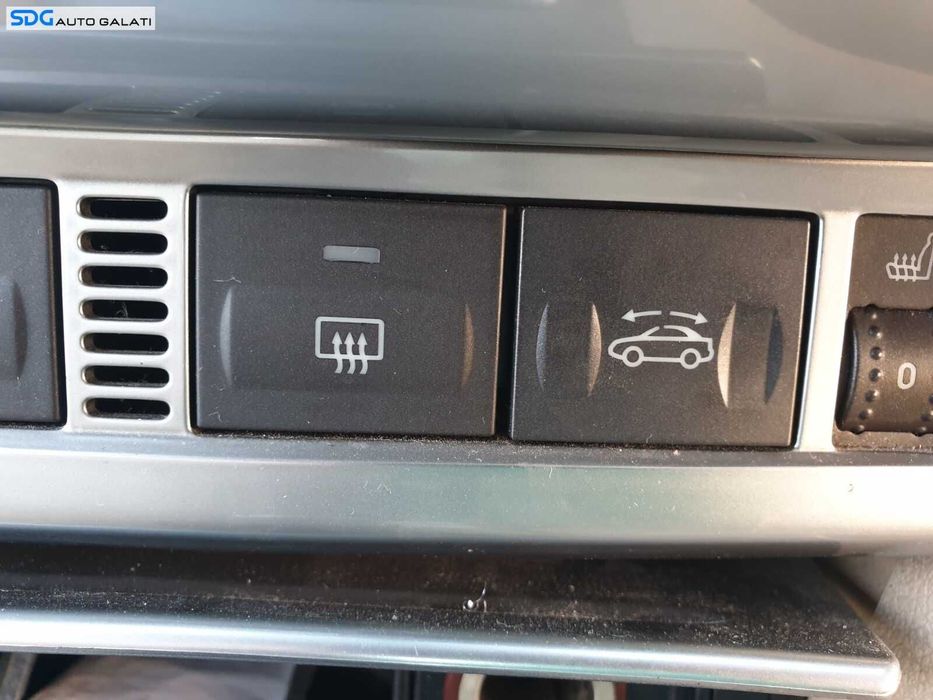 Buton Butoane Degivrare Incalzire Geam Parbriz Sticla Luneta Ford Focus 2 Cabrio Decapotabil 2004 - 2010