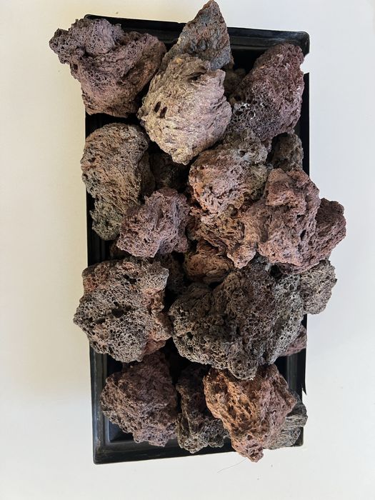 Лавовые камни для аквариума