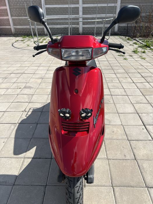 Продам скутер Suzuki