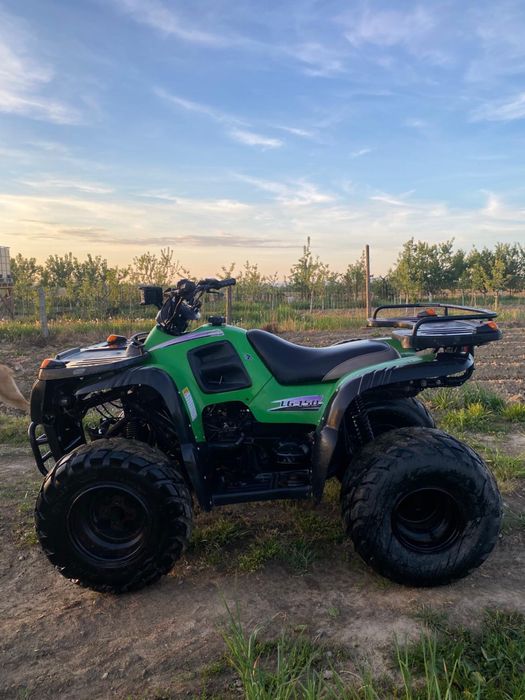 Vând atv 150 cc, perfect funcționabil.