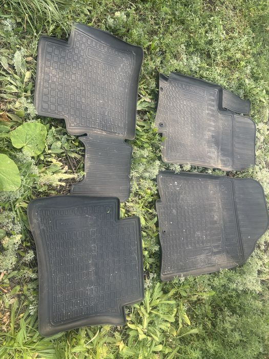 Продам полик в комплекте