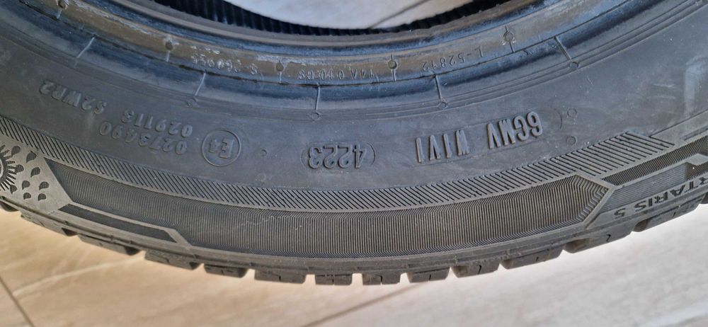 Всесезонни гуми 195/50 R15 BARUM QUARTARIS 5