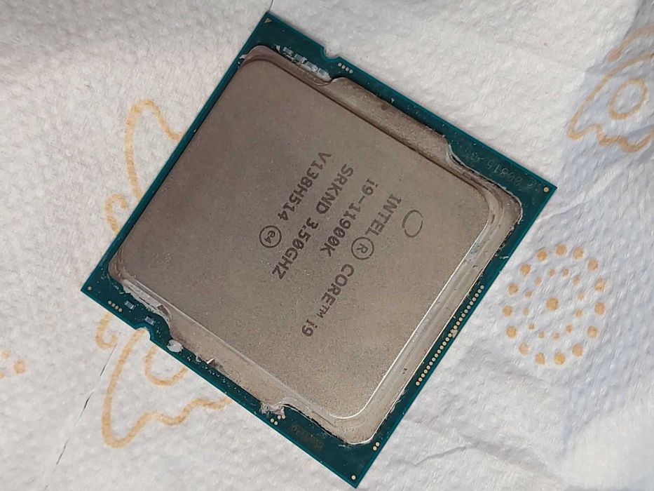 Intel Core i9 10850K , I9 10900KF и i9 11900K , 10-ядрен , LGA 1200
