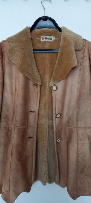 Зимно кафяво кожухче