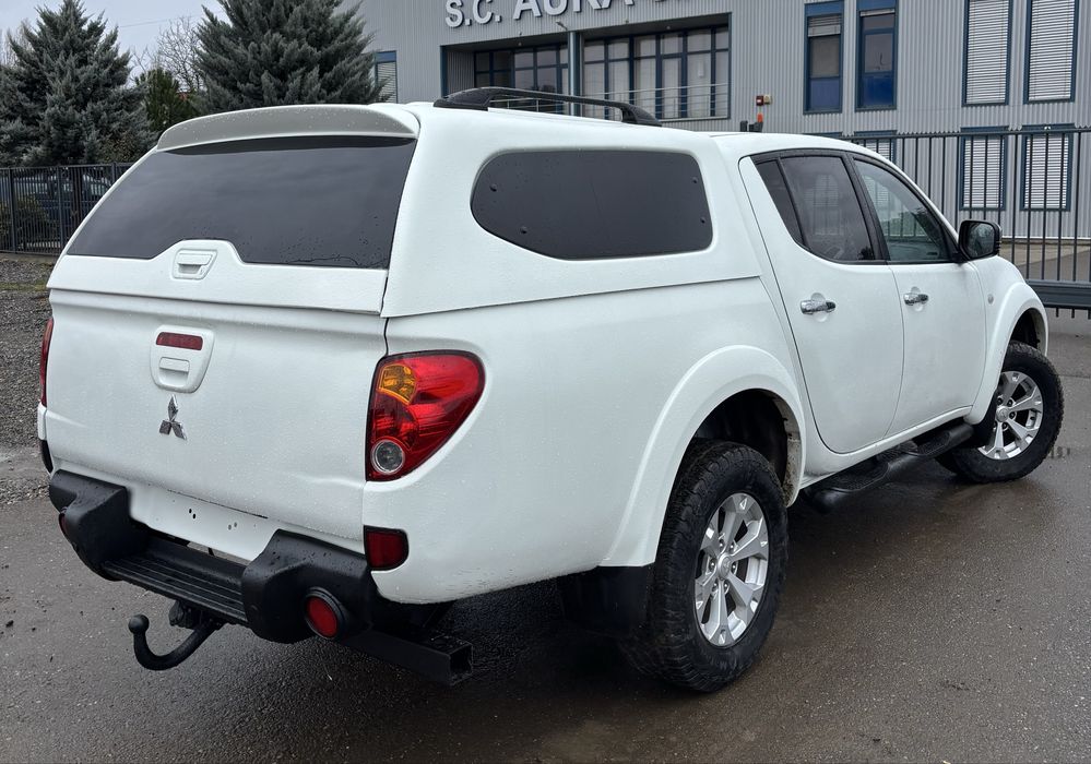 Mitsubishi L200 2015 Euro 5 2.5 Diesel 178 CP 4X4 SuperSelect Raptor