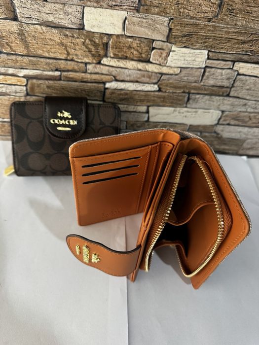 Портмонета Coach, Guess, LV