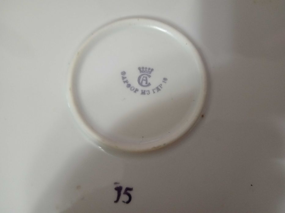 продам тарелки мадонна и  2 блюда