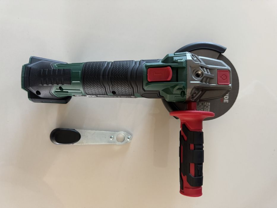 Polizor unghiular PARKSIDE PWSA 20 Li G4