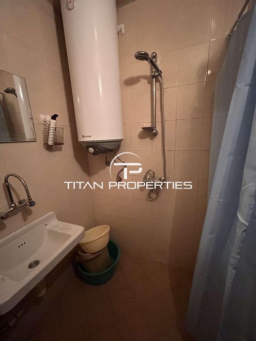 Дава се под наем Двустаен апартамент в Варна, Чайка - 70 кв.м за 281 € - Снимка #8