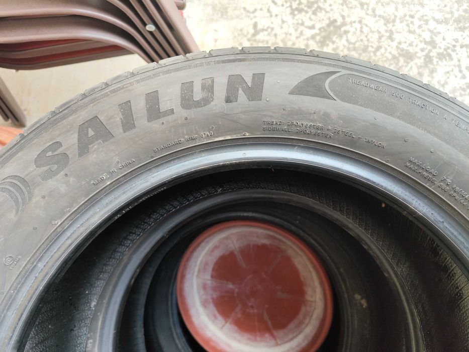Set anvelope auto vara Sailun 215/60R17 96H - Nou