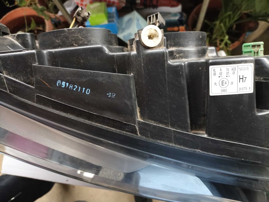 Фар десен Ситроен Джъмпер 2014+