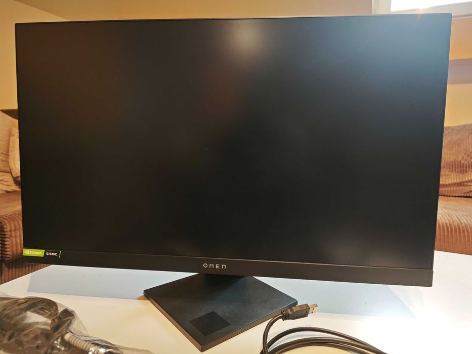 Геймърски монитор HP Omen 25i (165Hz, IPS, HDR) – Пълен комплект