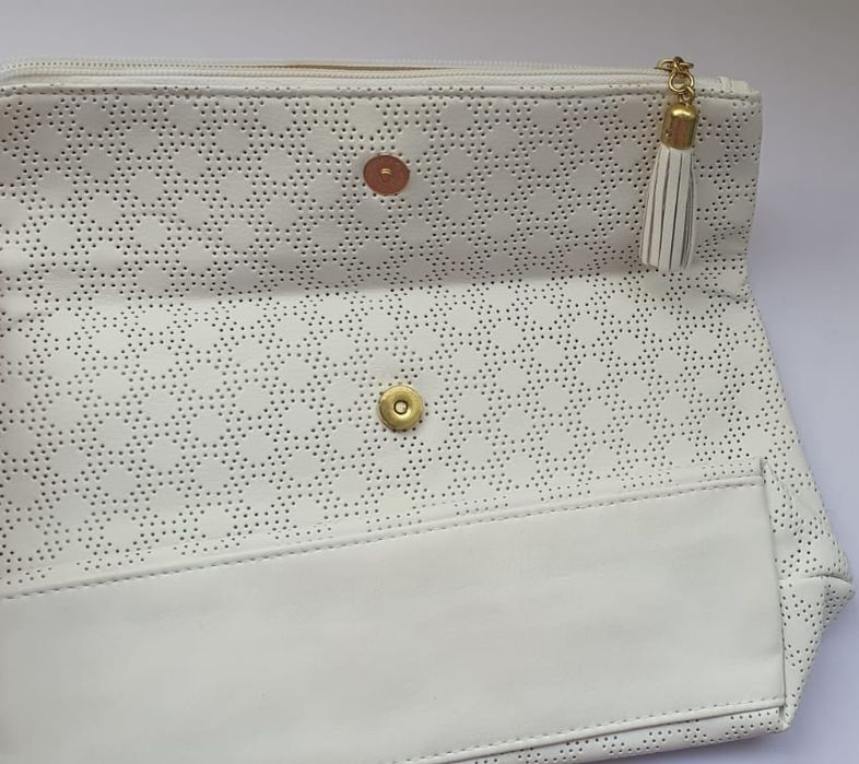 Geanta Bianco, noua, Avon