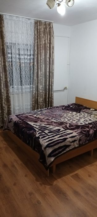 Închiriez apartament 2camere Mihai Bravu et4
