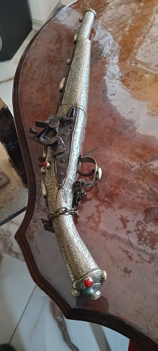 Стар кремъклия антикварен