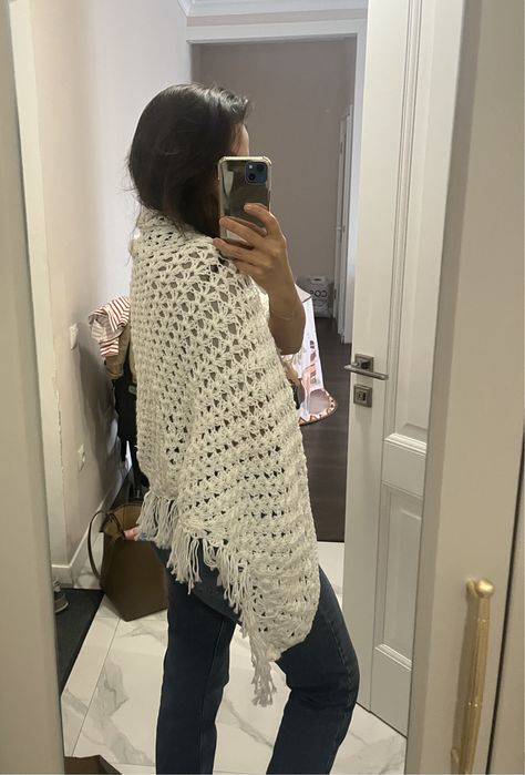 Вязаная шаль