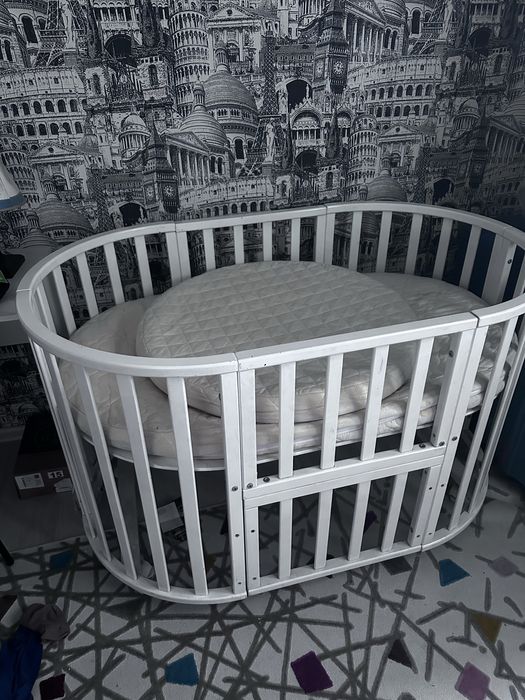 Продам манеж в хорошем состоянии