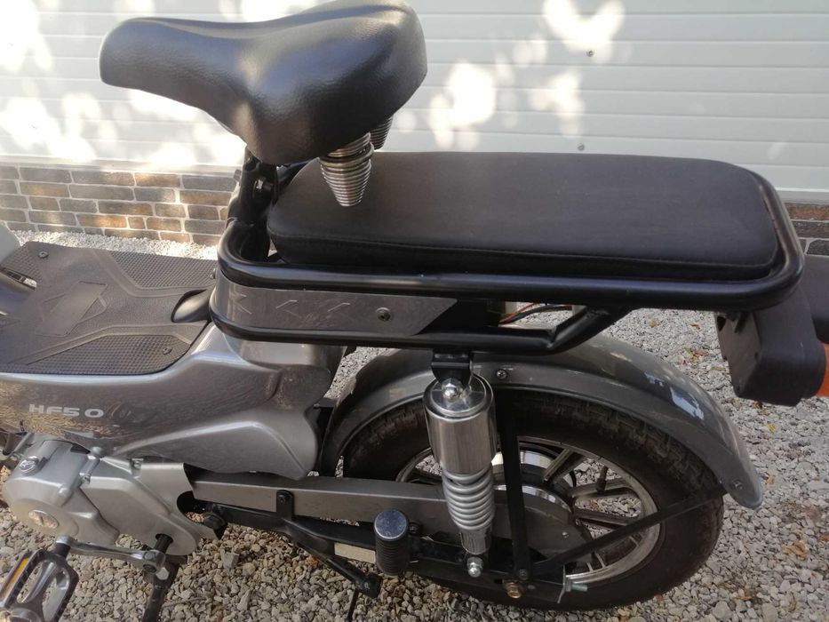 Продавам китайска педалетка 50 куб.