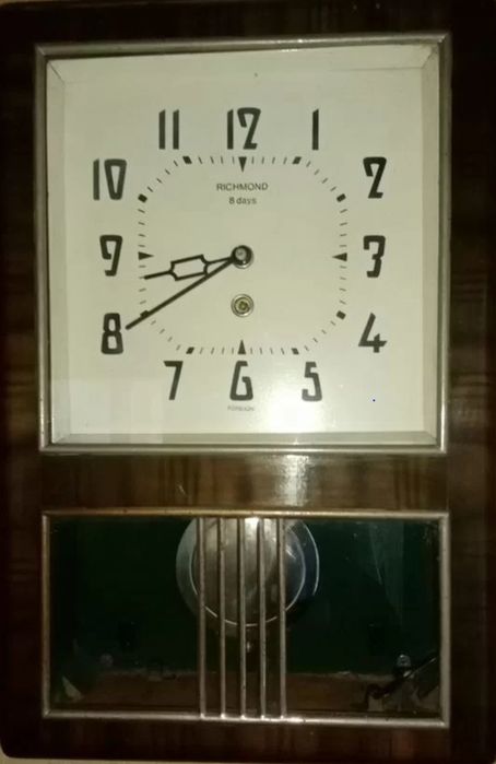 Стенен часовник "Янтар".