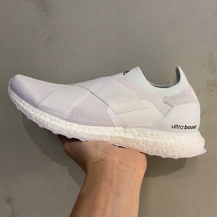 Оригинални дамски обувки ADIAS ULTRABOOST Stella McCartney  два цвята