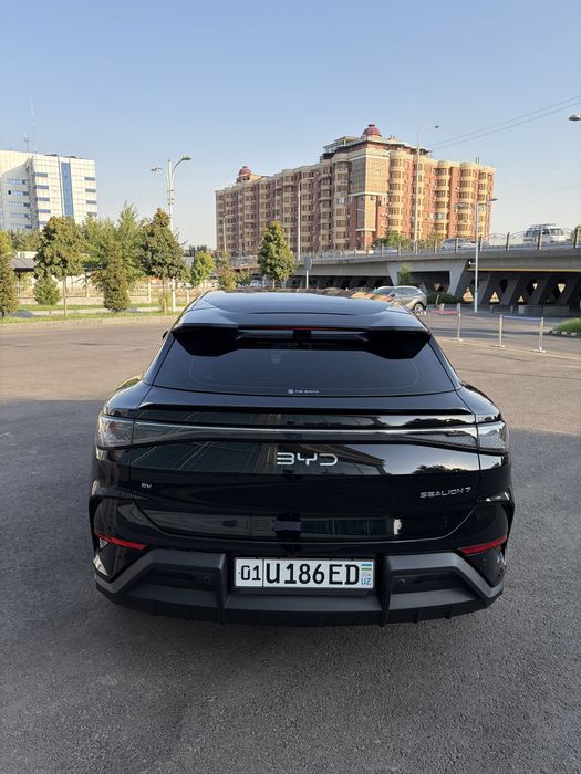 BYD Sealion 07 EV