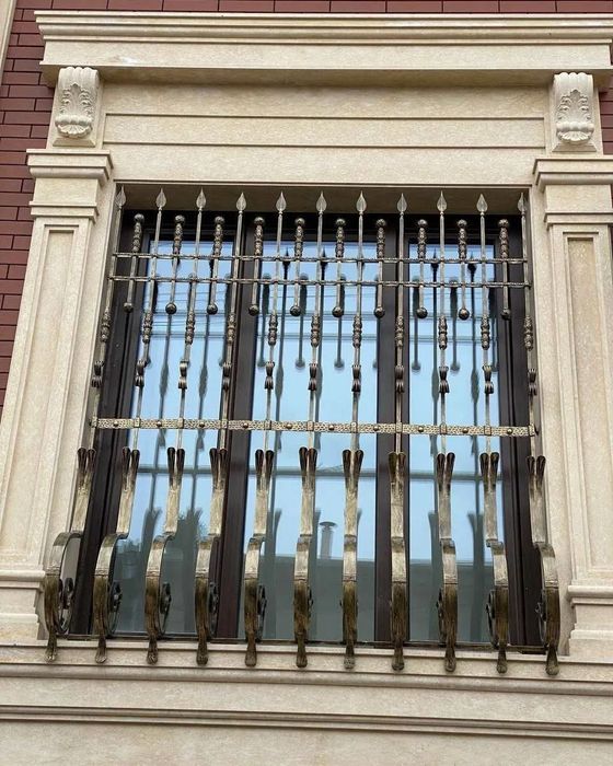 Reshotka perila darvoza